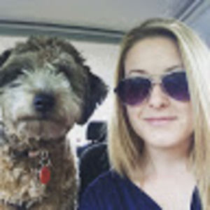 Meet your Posher, Caitlin